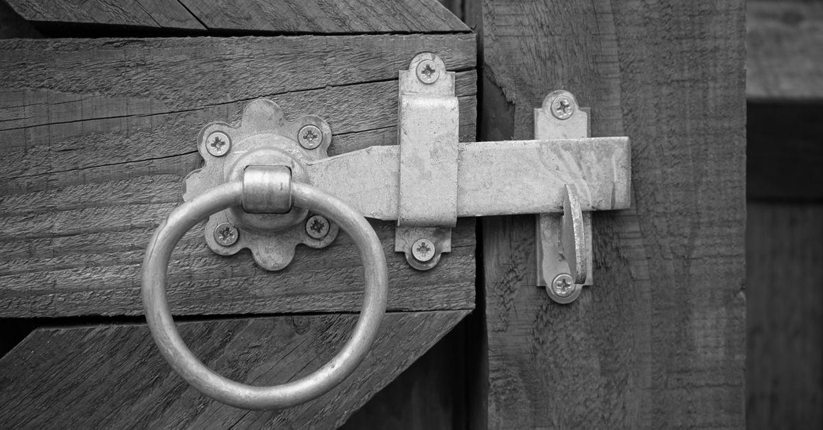 front door lock key — New Paltz Locksmith