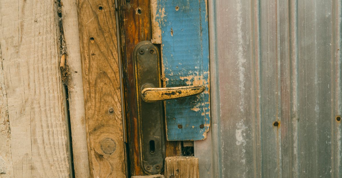 door security hardware — New Paltz Locksmith